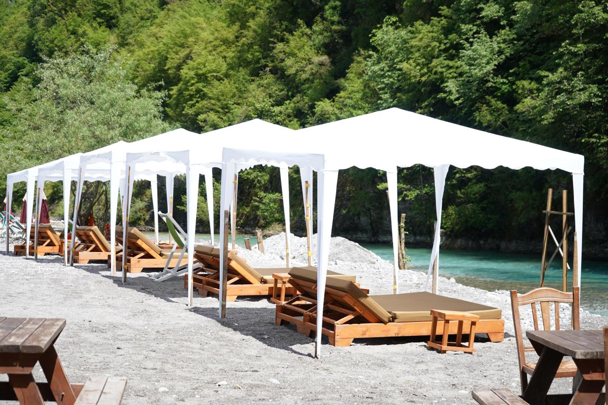Park Blini Shala River Moll' e Shoshit Ngoại thất bức ảnh